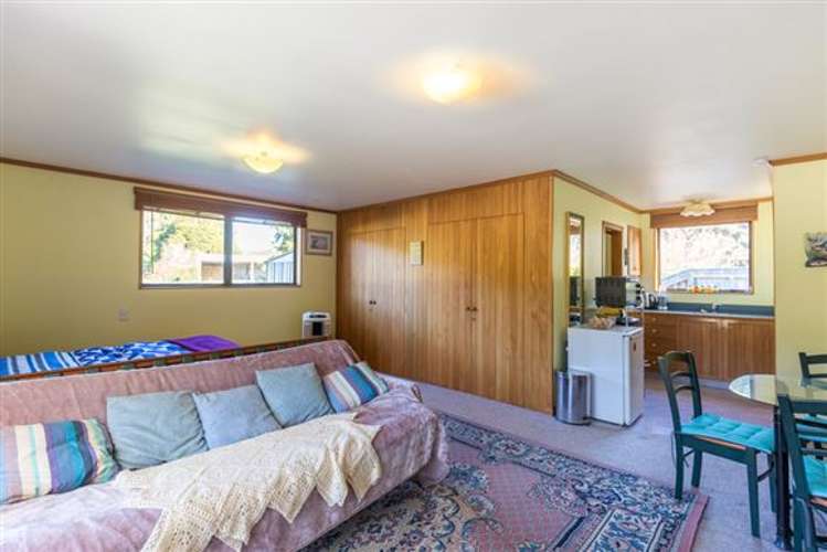 72a Eighty Eight Valley Road Wakefield_17