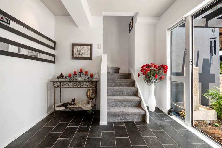 5 Achilles Crescent Welcome Bay_3