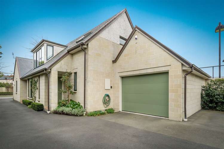 1/124 Leinster Road Merivale_16