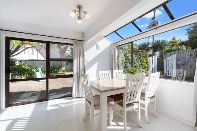 1/33 Curacao Place Half Moon Bay_2