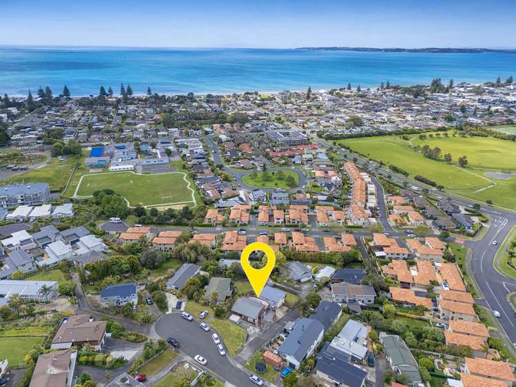 16 Orewa Heights Crescent Orewa_17