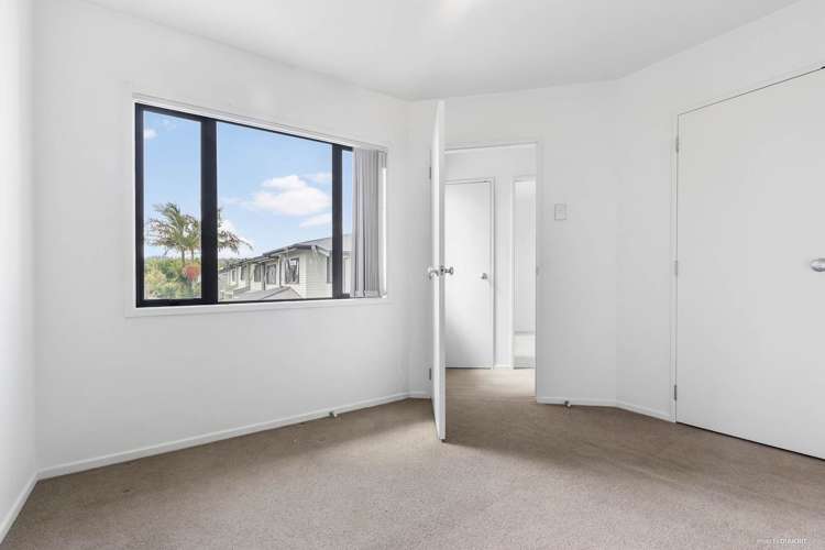 17/2 Armoy Drive East Tamaki_7