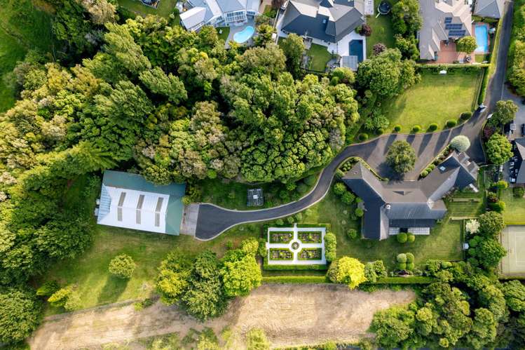 77 Harrowfield Drive Harrowfield_2