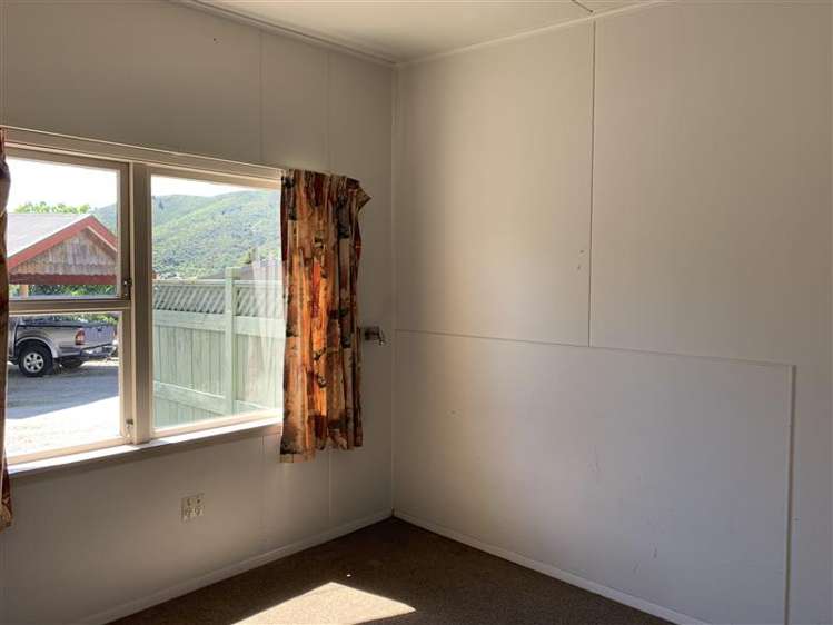 3/2 Wilson Street Havelock_5