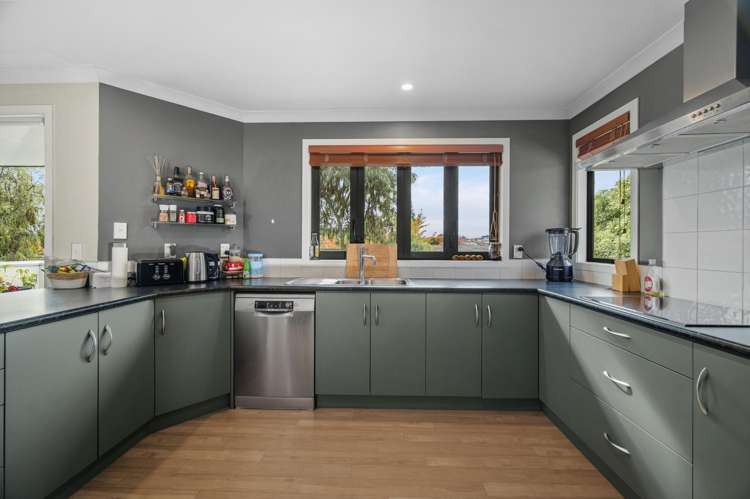 2/17 Rainbow Drive Taupo_7