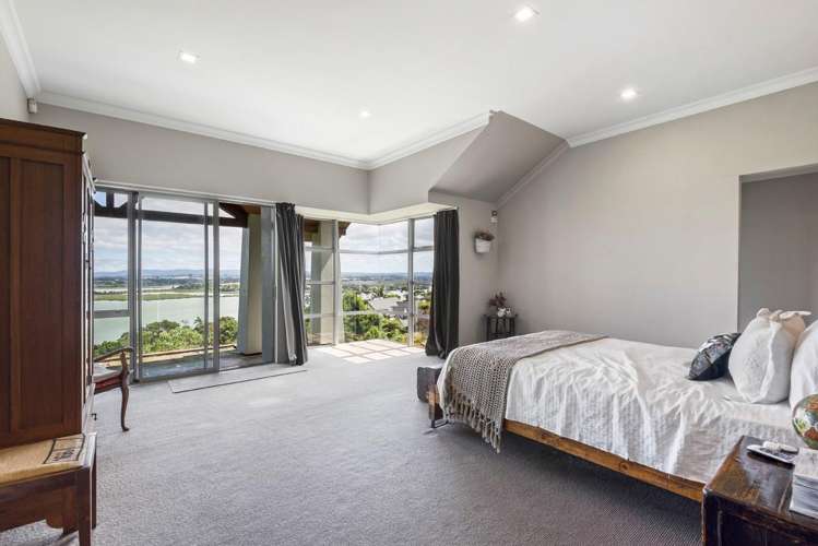 5 Chatham Avenue Paremoremo_16