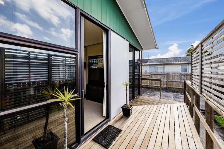 19b Doment Crescent Orewa_16