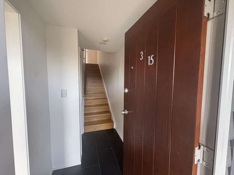 3/15 Pannill Place 10862_2
