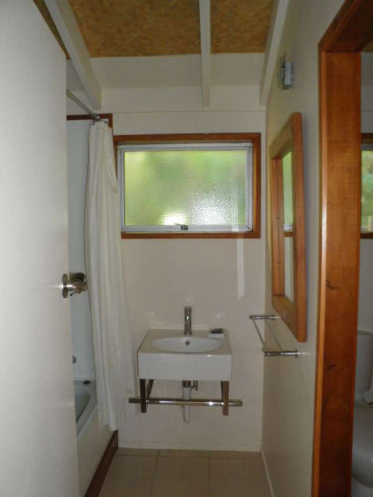 744 Cable Bay Road Cable Bay_8