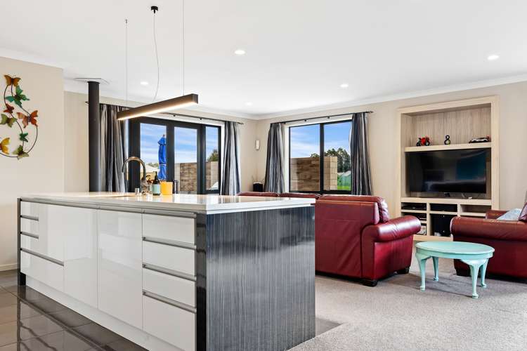 10a Crawford Close Amberley_5