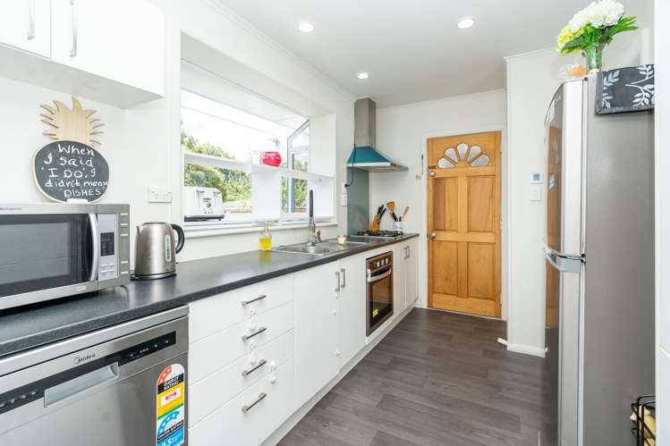 21 Saxbys Road Glenview_10