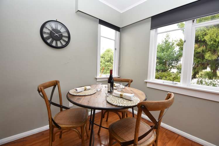 229 High Street North Carterton_9