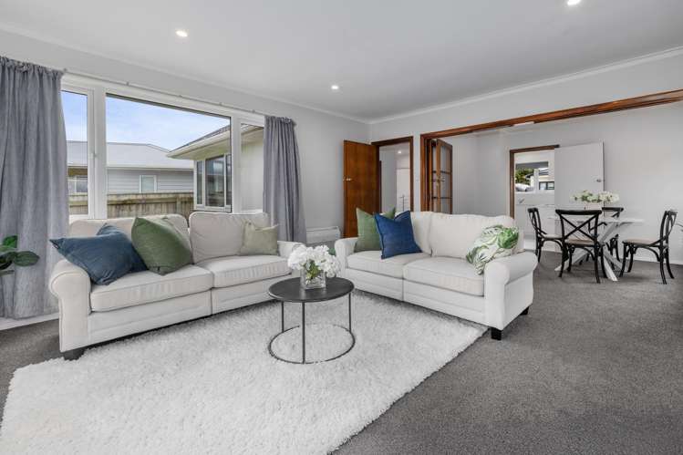 23 Main Road Titahi Bay_3