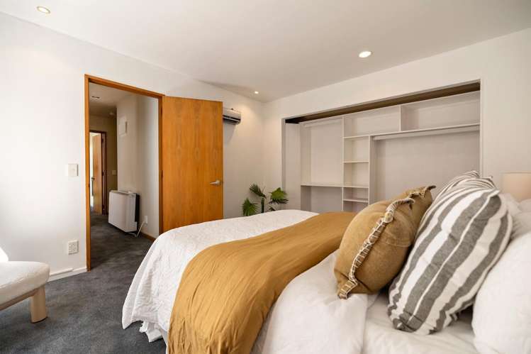 22B Evergreen Place Sunshine Bay_11