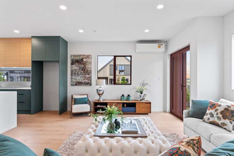 55 Karaka Village Parade Karaka_6