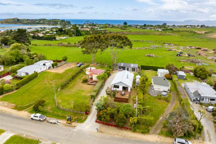 13 Kerr Street Karitane_22