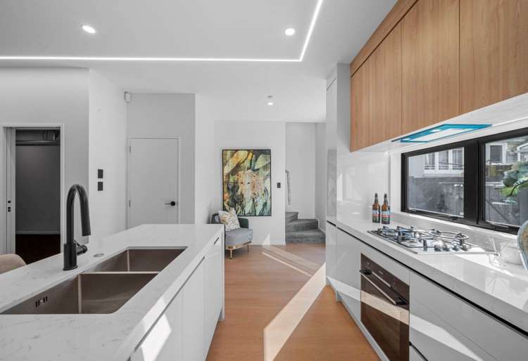 4/32 Bradbury Road Botany Downs_8