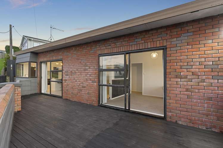 9 Pohutukawa Avenue Red Beach_12