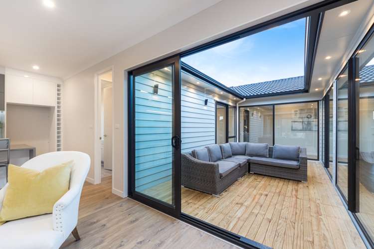 14 Tararua Street Massey_11