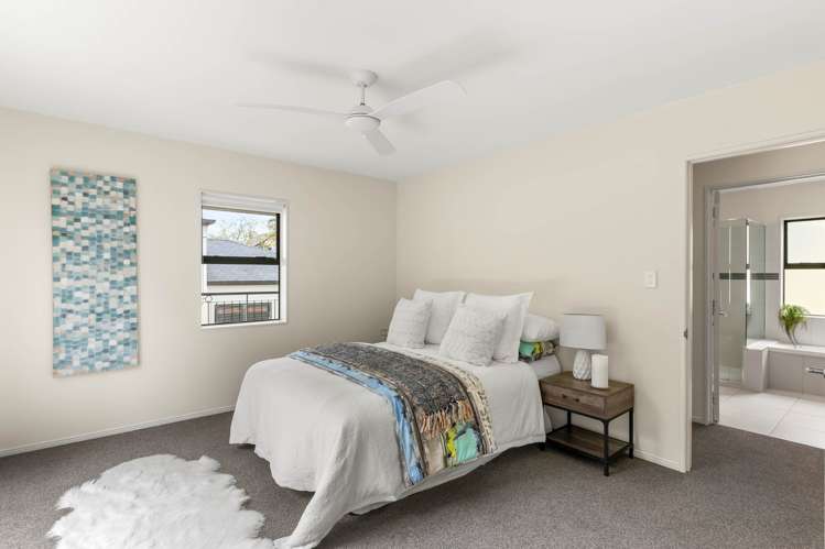 1/75 Beach Road Castor Bay_31