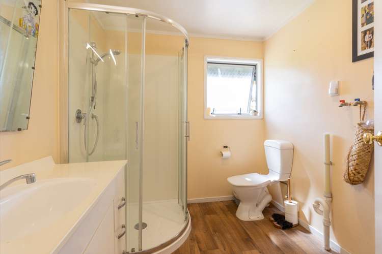 13 Bellringer Road Massey_19