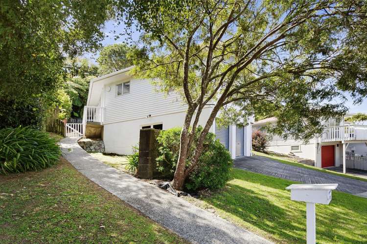 17 Gainsborough Grove Belmont_17