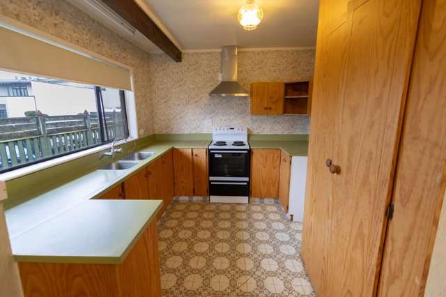 2/24 Duke Street 11373_2