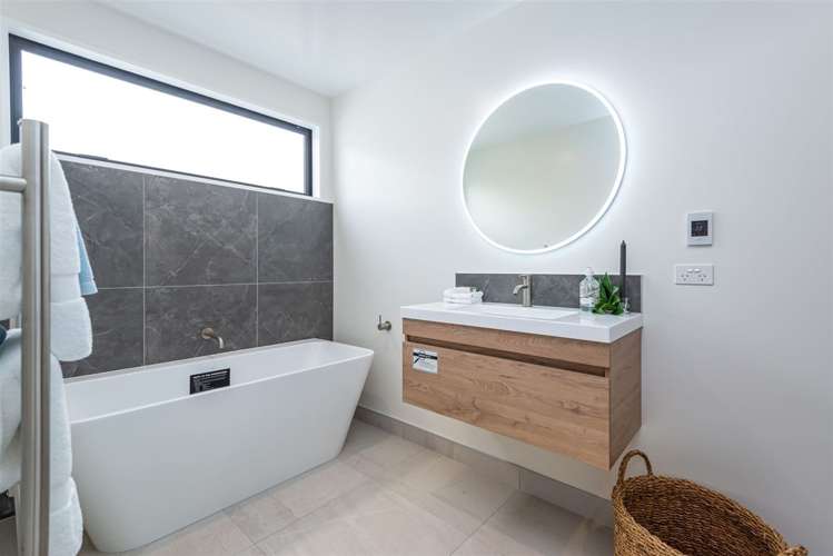 2/10 Bishop Street Saint Albans_9