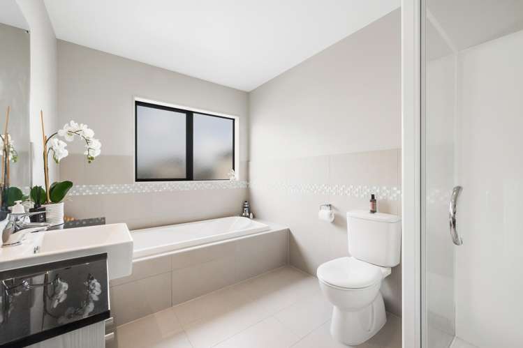 14 Darion Drive Flat Bush_17