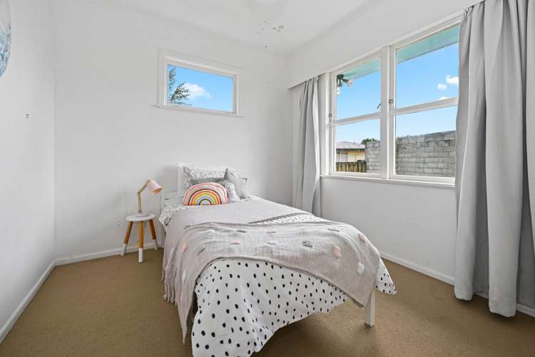 16 Te Anau Place Glenview_8