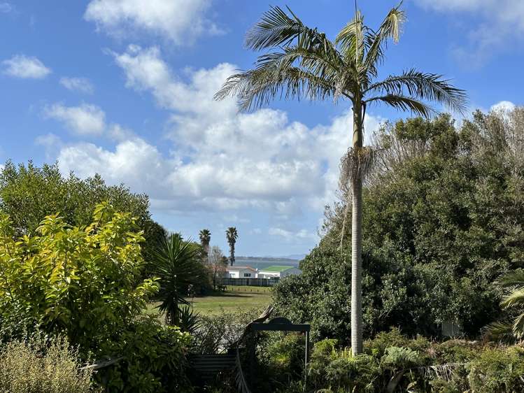 21 Lake Road Awanui_5