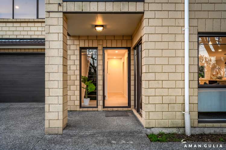 81 Owairaka Avenue Mount Albert_17