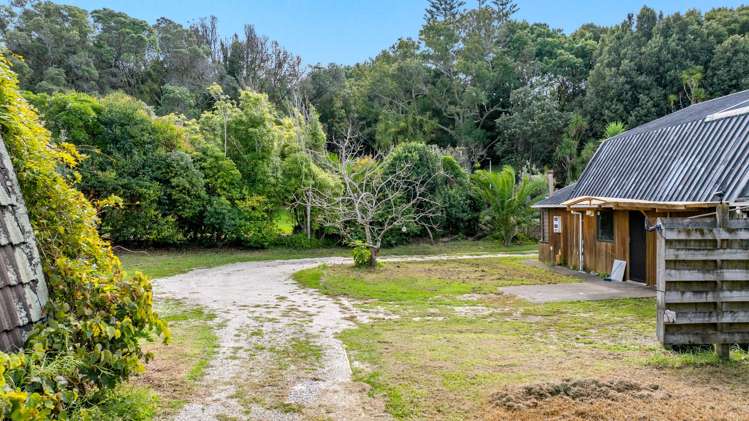 1 The Esplanade Eastern Beach_9