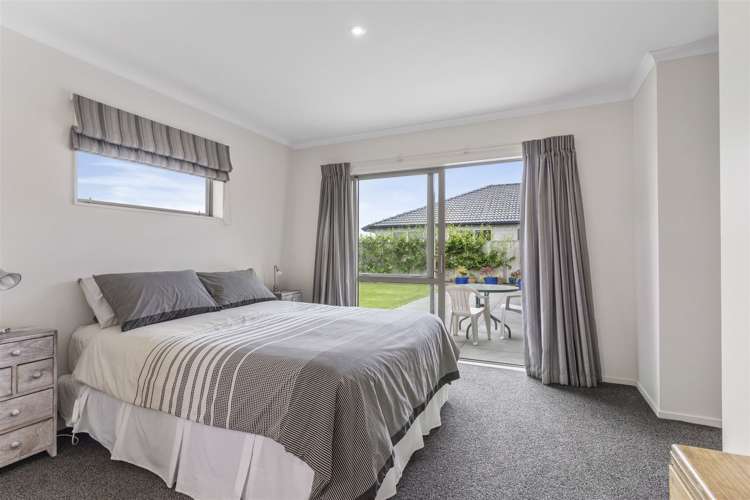 13 Reel Road Athenree_11