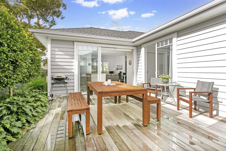 14 Belmere Rise Farm Cove_6