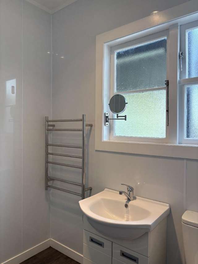 606 Gladstone Road 1052_3