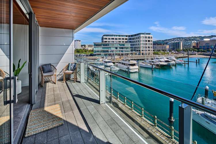 2B/5 Clyde Quay Wharf Te Aro_2