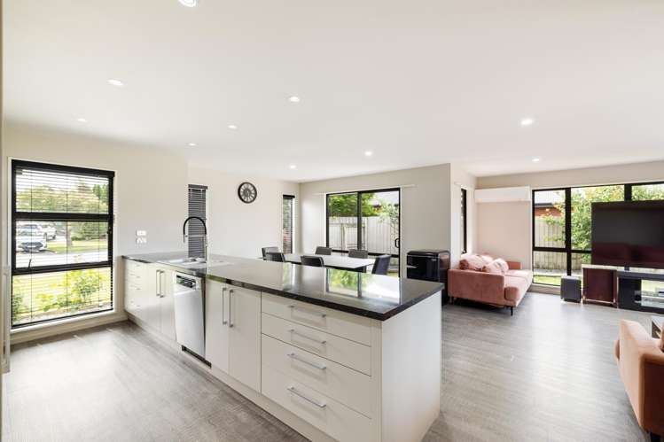 14 Moeraki Place Hei Hei_6