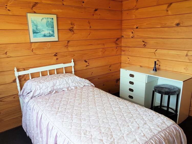 9 Ponderosa Place Opunake_12