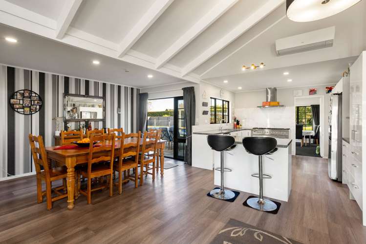 64 Athlone Drive Cambridge_4