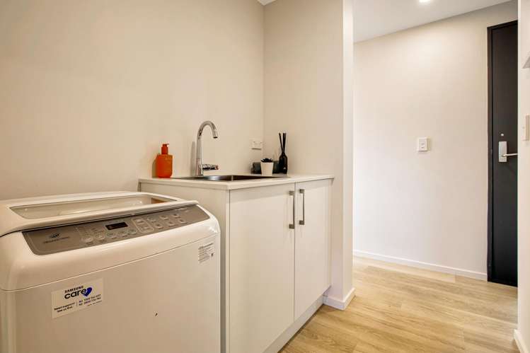 8/142 Leinster Road Merivale_16