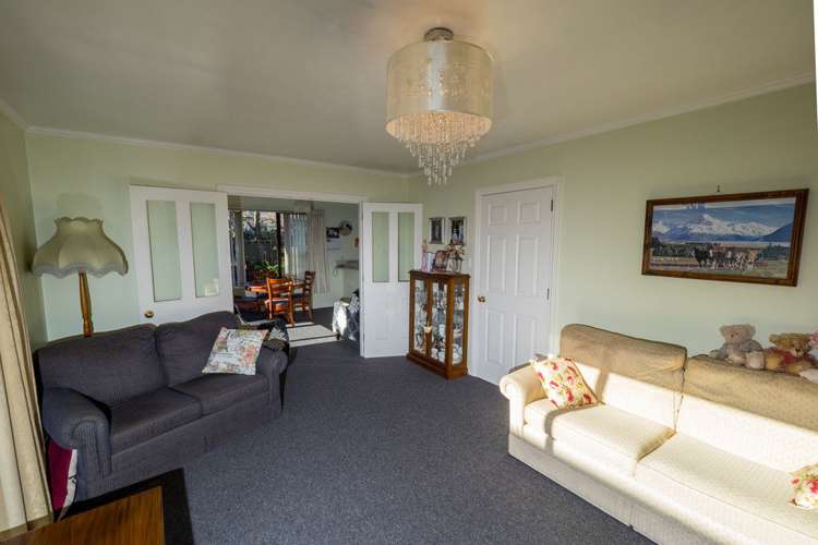 2/47 Oak Grove Ashburton_3