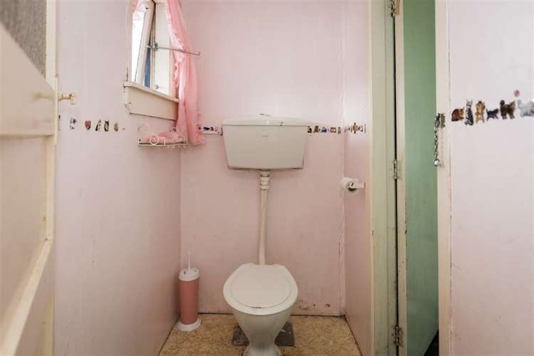 13 Chilka Street Berhampore_9