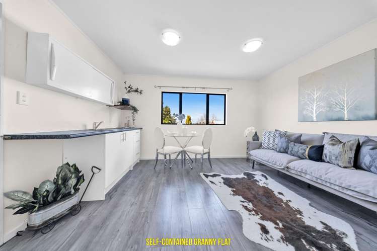 9 Cambric Place Botany Downs_24
