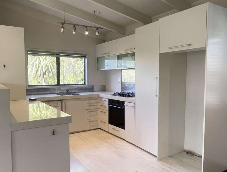 67 Browns Bay Rd 1607_1