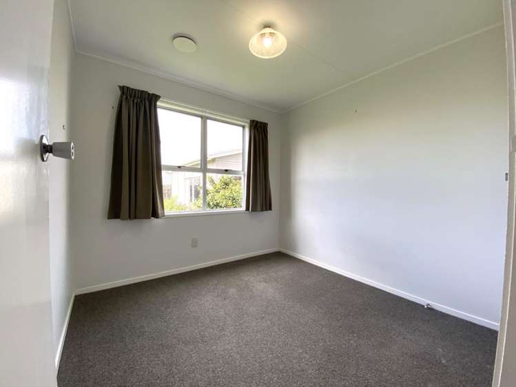 2A Lipscombe Crescent 10484_7
