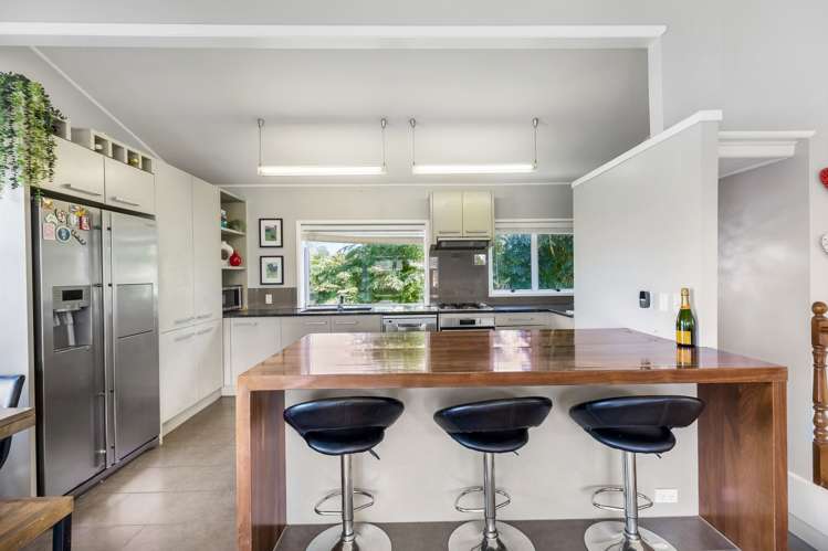 1/24 Colmar Road Mellons Bay_6