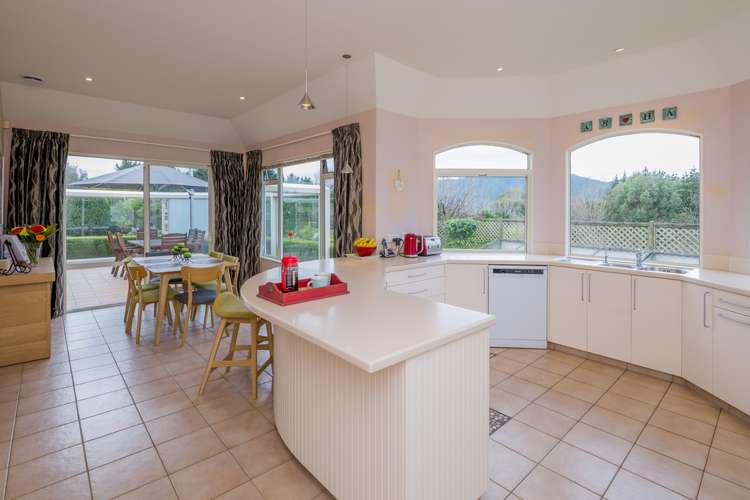 74 Greendale Drive Otaihanga_11