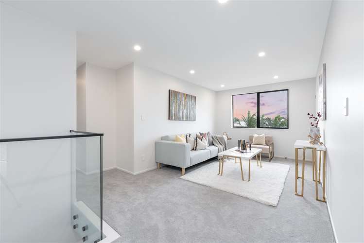 14 Matau Rise Te Atatu Peninsula_13