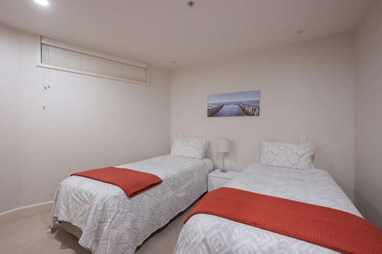 1/7 Bisley Avenue Moana_15